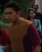 Mari spectator 3.jpg (14 KB)