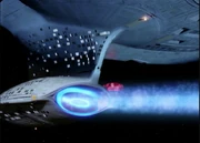 Batalla de Wolf 359 Enterprise lanzado un rayo