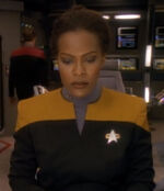 DS9 ops lieutenant, Defiant helm 2371