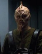 Dream species alien sleeping 3.jpg (6 KB) Dream species alien VOY: "Waking Moments" (uncredited)