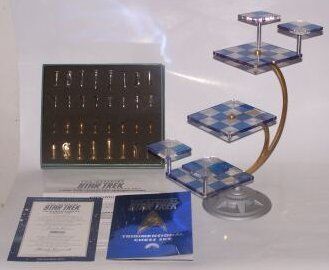 Star Trek Tridimensional 3D Chess Gold Pawn. Single Piece. 1994