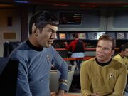 Kirk und Spock reden über die Botany Bay