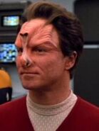 Dan Butler als Steth…