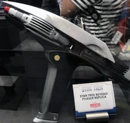 QMx Star Trek Beyond Phaser Replica.jpg (4.05 MB) Star Trek Beyond phaser replica prototype at SDCC 2018