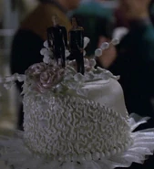 Playmates figures as wedding cake toppers in VOY: "Course: Oblivion"