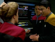 Kim findet einen Weg durch das Gebiet des Schwarms