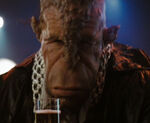 Long faced alien, Shipyard bar