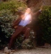 Chuck Borden, The 37s.jpg (29 kB) Doble de David Graf VOY: "The 37's" (no acreditado)