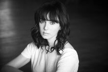 Mia Kirshner