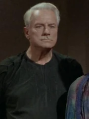 Ein Ratsmitglied (2267)