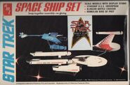 AMT Model kit 6677 Space Ship Set 1984