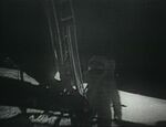 Buzz Aldrin betritt den Mond