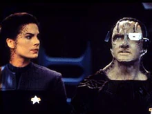 С   на захваченном корабле Джем'хадар