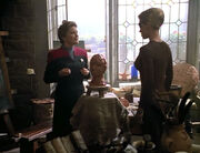 Janeway and Seven sculpting