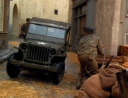 Military jeep recreation on Voyager's holodeck.jpg (107 kio)
