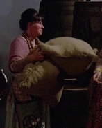 Bringloidi 14.jpg (154 KB) Played by Linda Whitfield