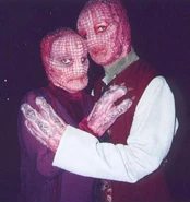 Ivy Borg, Scaly alien.jpg (39 KB) Reptilian alien Star Trek: Deep Space Nine (uncredited)