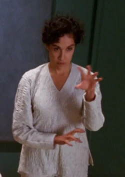 Attending a mok'bara exercise