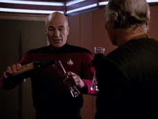  пытается установить дипломатический контакт с цивилизацией, существовавшей до варпа, малкорианцами (2367)