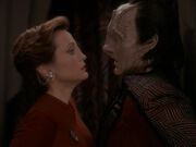 Kira threatening Garak