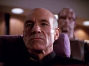 Picard konfrontiert Macet mit den Tatsachen