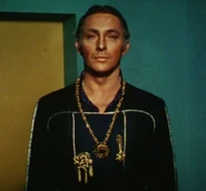 Garth of Izar.jpg (95 KB) Fleet Captain Garth (Garth's starship)