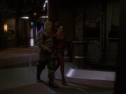 Morn hat eine Verabredung.