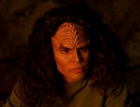 B'Elanna Torres als een Klingon (VOY: "Faces")