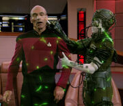 Picard kidnapped by the Borg