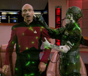 Picard kidnapped by the Borg