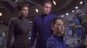 T'Pol, Tucker und Sato scannen nach Archer und Reed