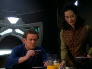 Keiko asks Replicant O'Brien about his trip to the Parada system