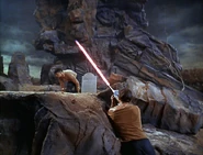 Kirk utilisant un phaseur...