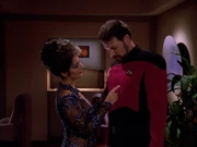 Troi verführt Riker