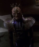 Xindi-Reptilian assistant