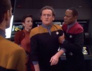 Sisko muss O'Brien zurück halten