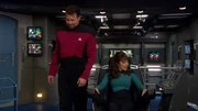Riker und Troi auf der holographischen Enterprise