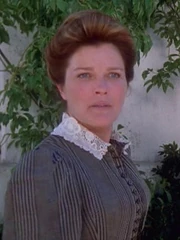 Janeway als Katie O'Clare