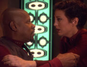Kira wakes Sisko