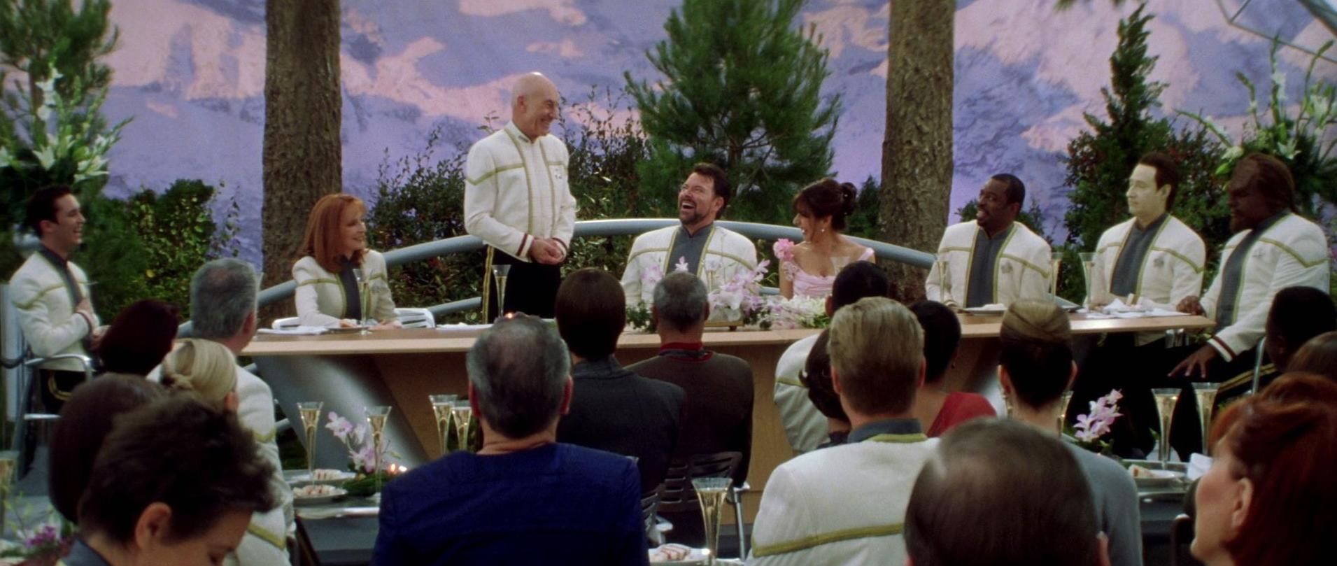 Riker und Troi Hochzeit.jpg
