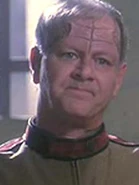 Gosis.jpg (24 KB) …und als General Gosis.