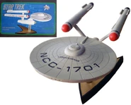Enesco USS Enterprise.jpg (326 KB) USS Enterprise Figurine
