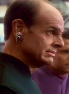 Bajoran man DS9: "A Man Alone"