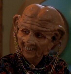 Ishka, a Ferengi female (2373)