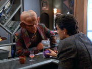 Quark bargains for Mazur's gambling device