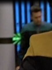 Wissenschaftlicher Offizier im Wissenschaftslabor der USS Voyager (2373)