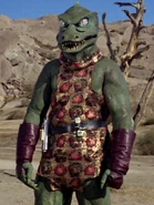 Gorn.jpg (109 KB) Bobby Clark als Gorn-Captain…