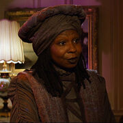 Guinan in the Nexus