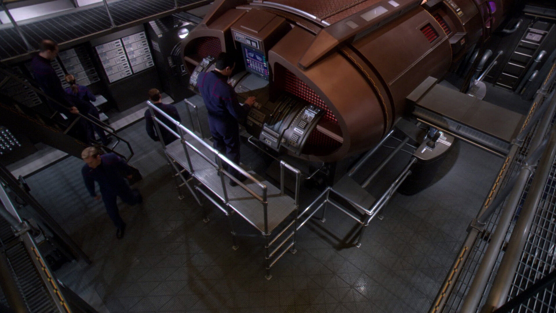 Columbia (NX-02) main engineering