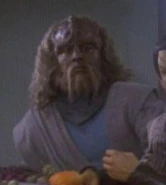 Ba'ktor.jpg (10 KB) …as a Klingon